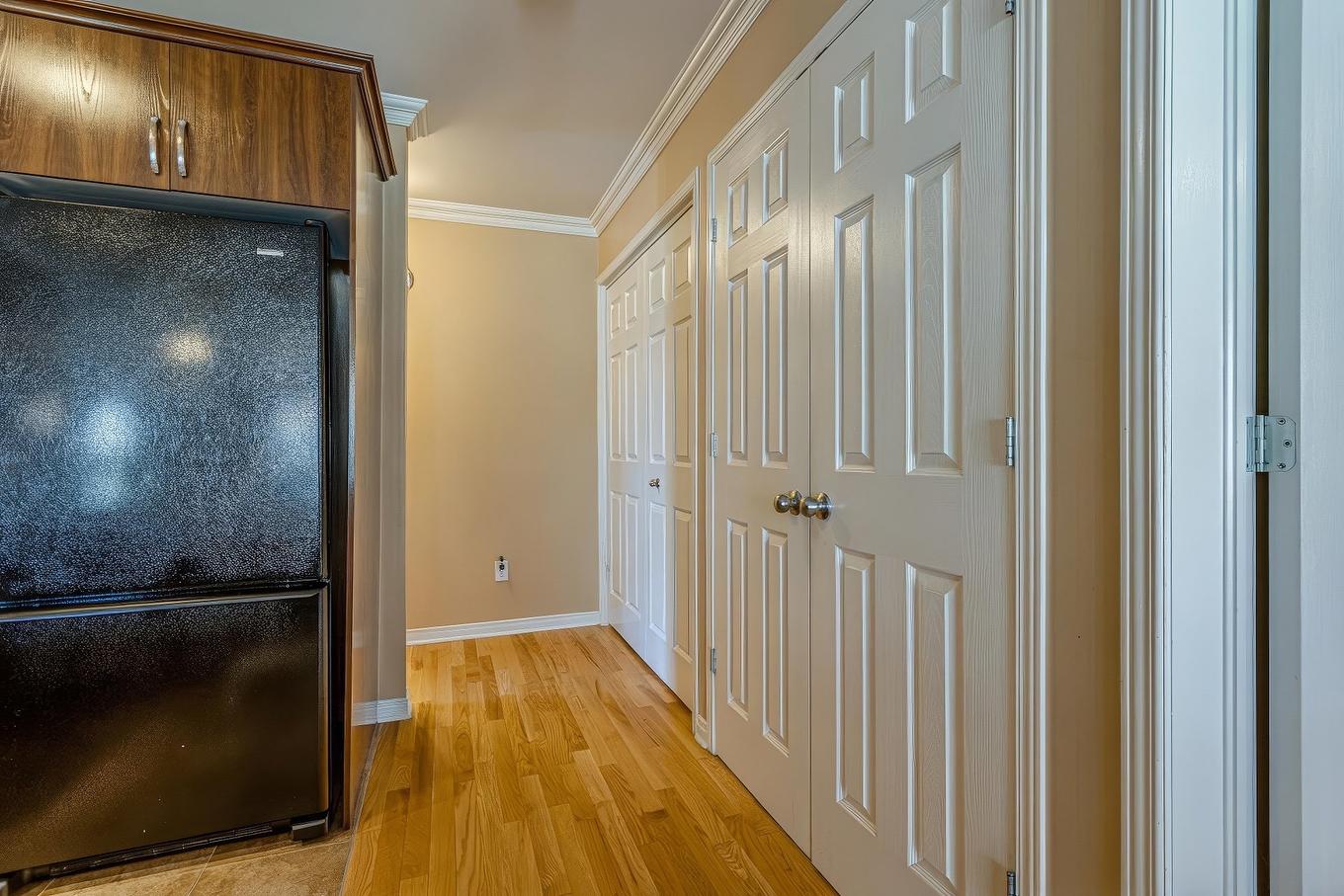 Corridor - 273 Rue De Barcelone, Dollard-Des-Ormeaux, QC - Indoor Photo Showing Other Room