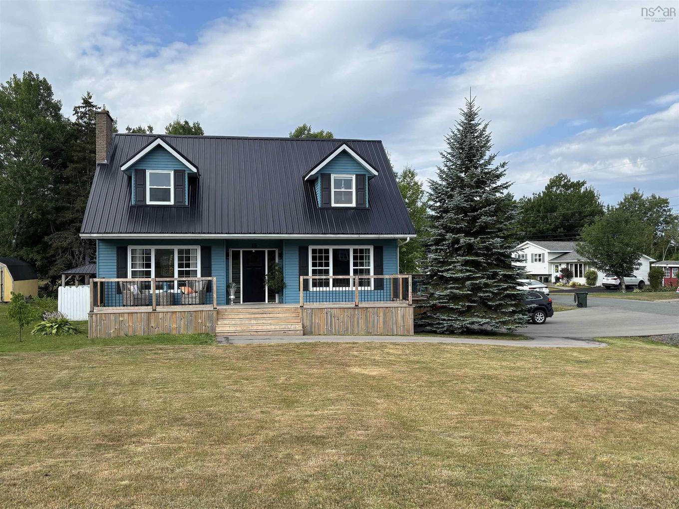 15 Meadowbrook Drive, Sydney Mines, NS