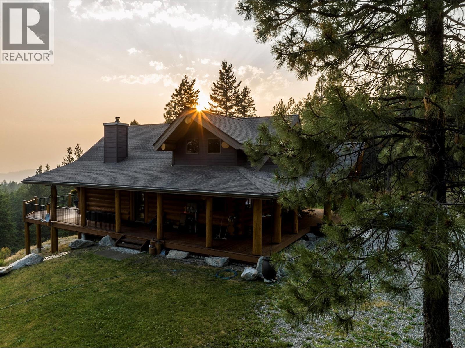 6470 Mckinney Road, Oliver, BC - Outdoor With Deck Patio Veranda