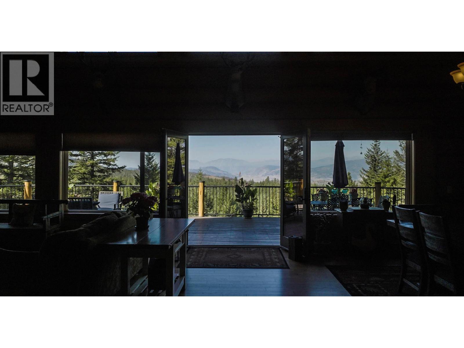 6470 Mckinney Road, Oliver, BC - With Deck Patio Veranda