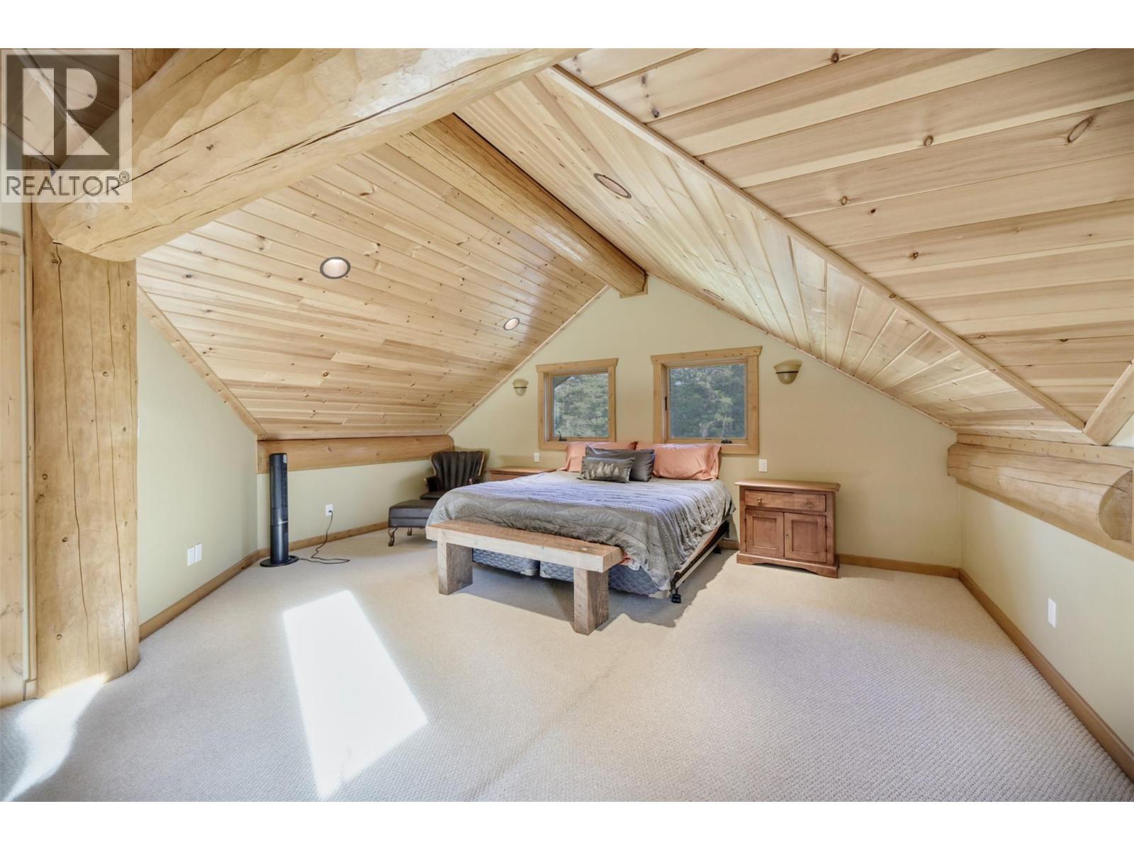 6470 Mckinney Road, Oliver, BC - Indoor