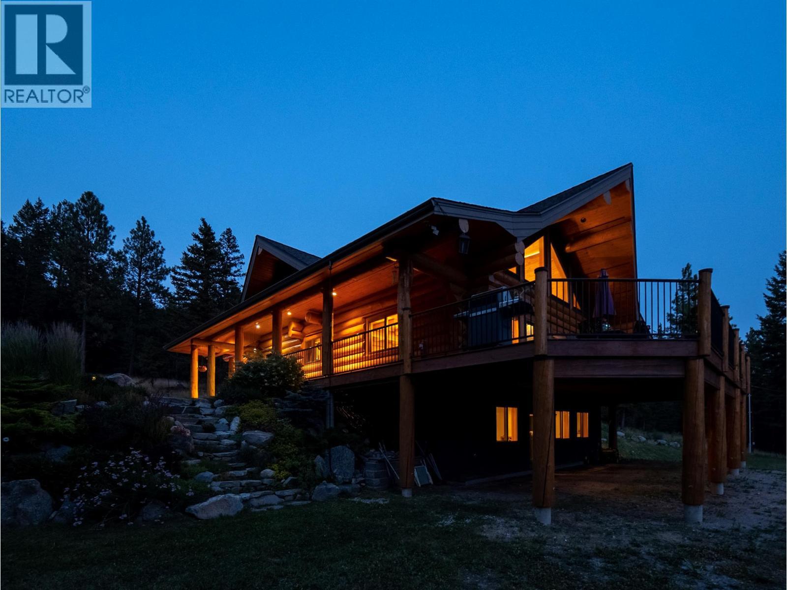 6470 Mckinney Road, Oliver, BC - Outdoor