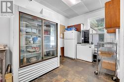 PREP KITCHEN -