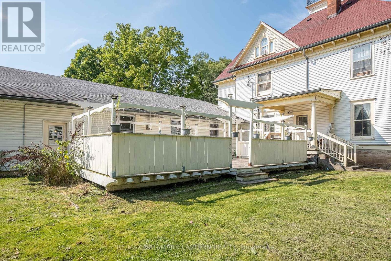 LICENCED PATIO - 29 Bursthall Street, Marmora And Lake (Marmora Ward), ON