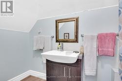 SHARED BATH 3rd Flr -