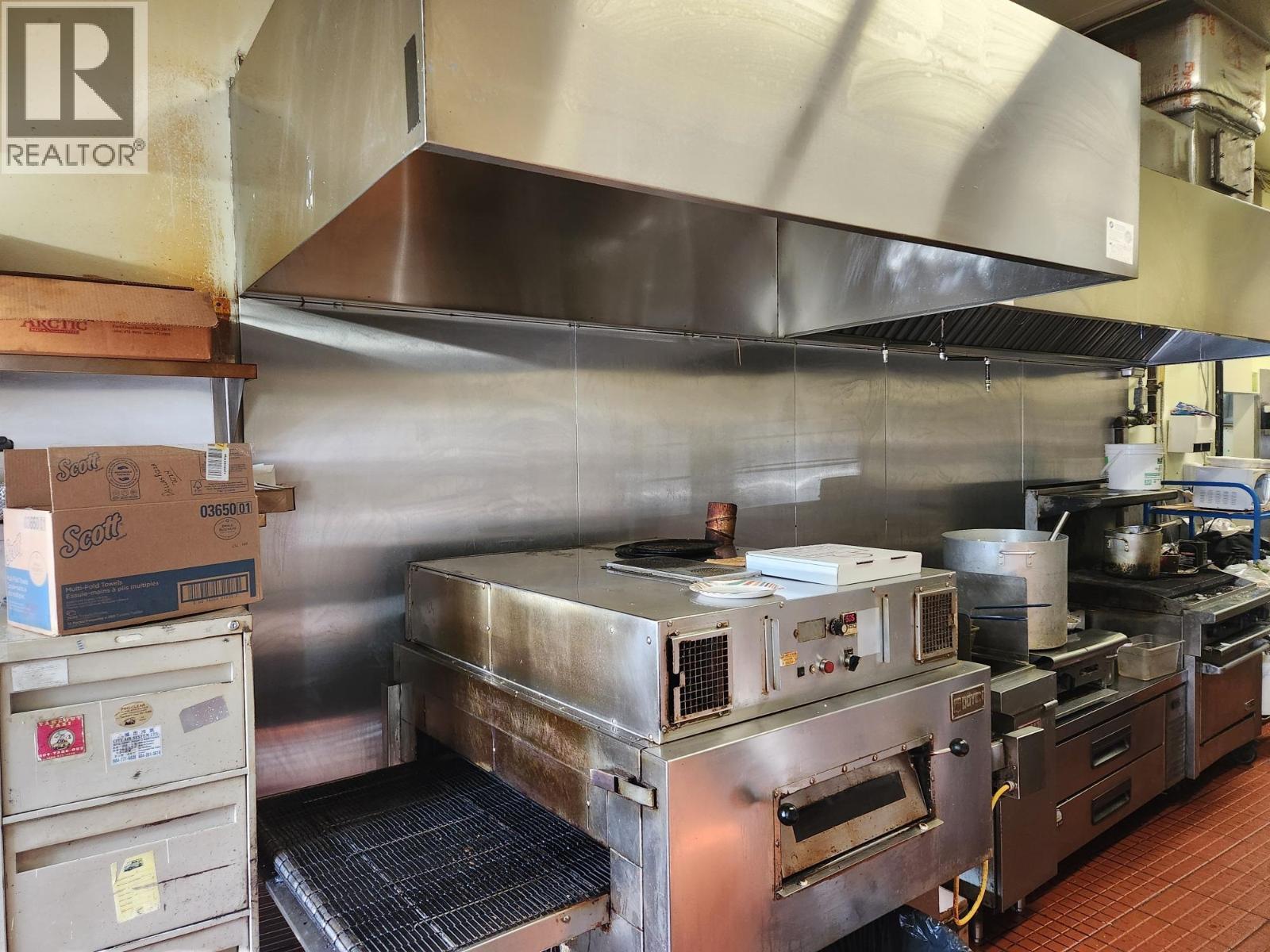 613 E Broadway, Vancouver, BC