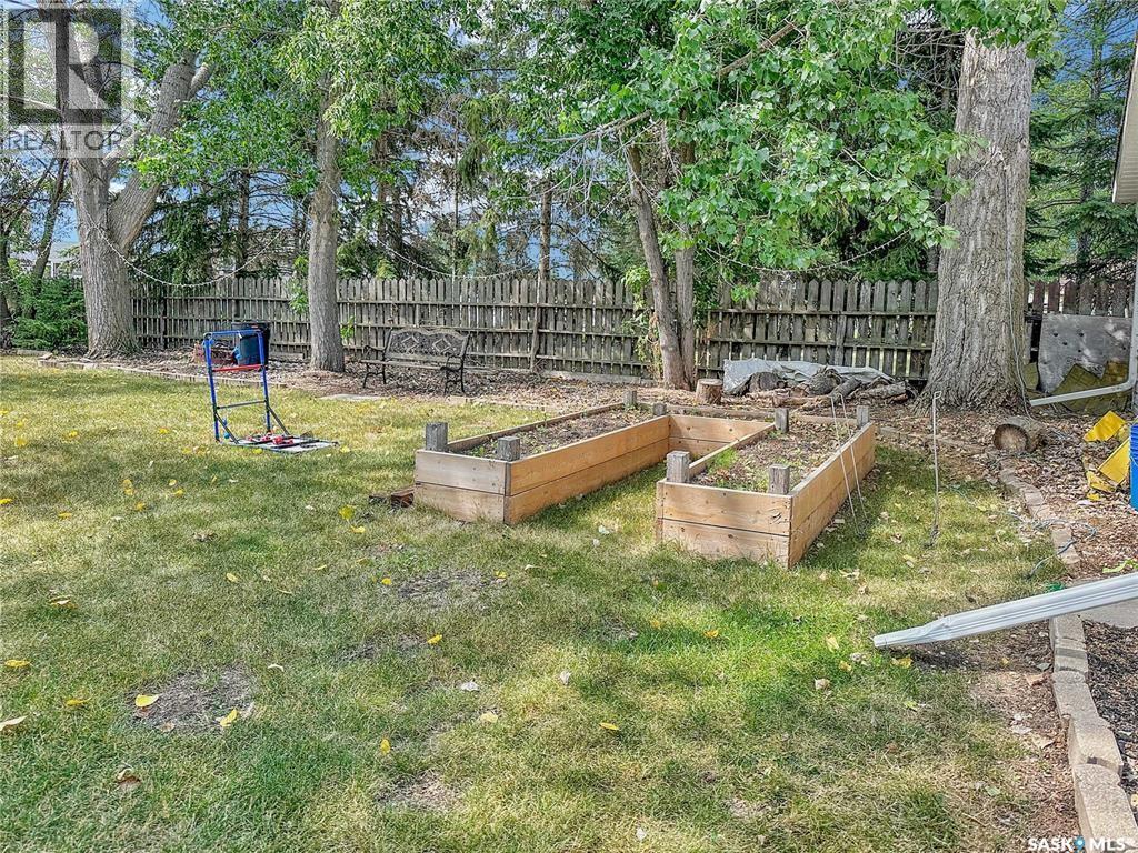219 4Th Avenue, Whitewood, SK - Outdoor