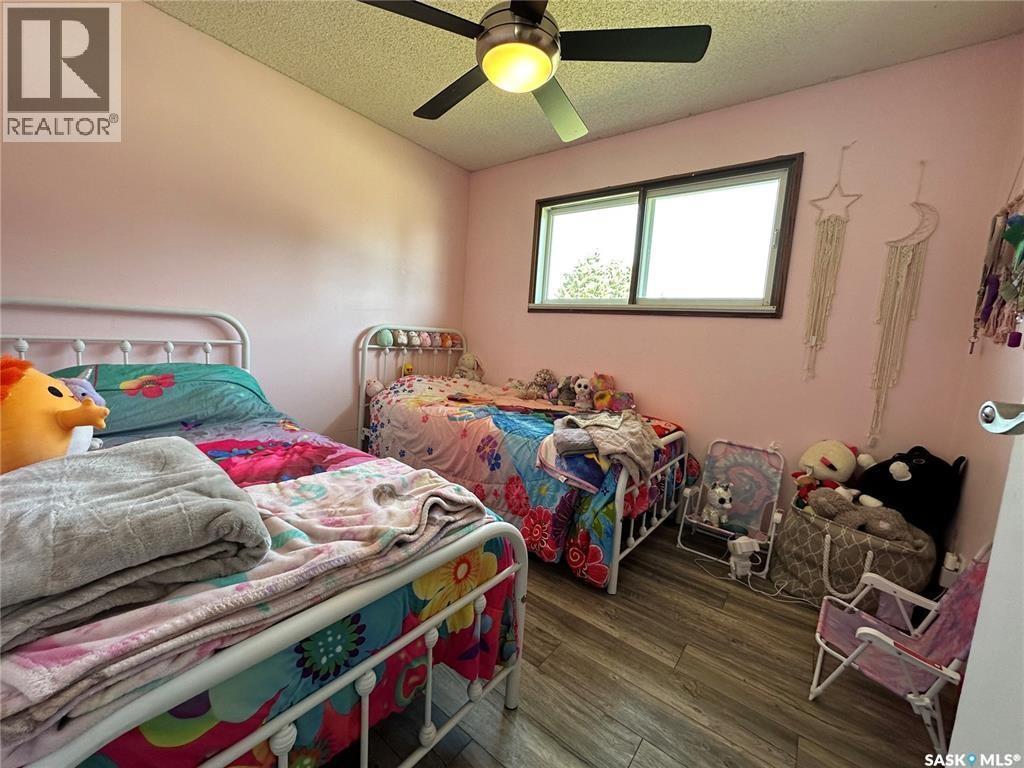 219 4Th Avenue, Whitewood, SK - Indoor Photo Showing Bedroom