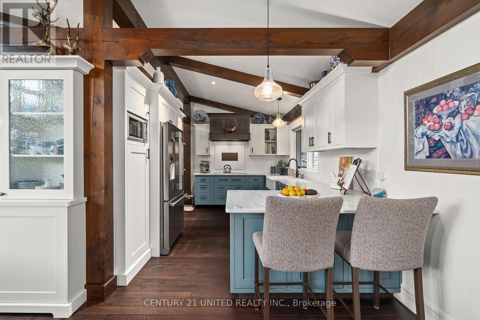 72 Darling Drive, Selwyn, ON - Indoor