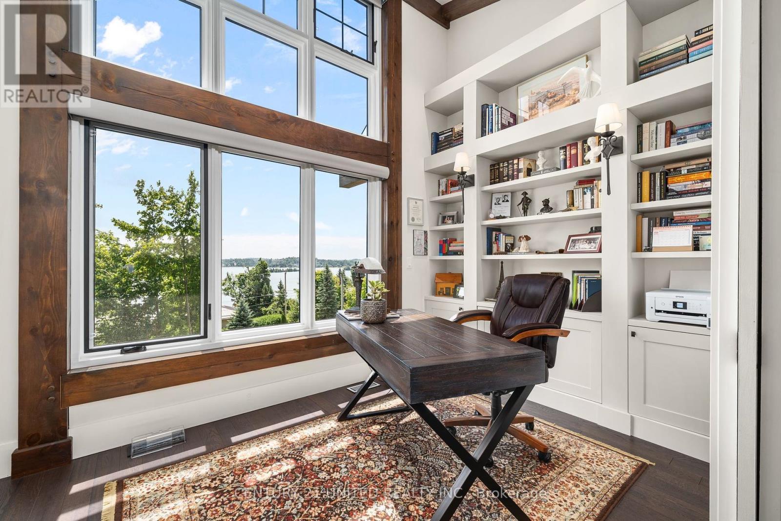 72 Darling Drive, Selwyn, ON - Indoor Photo Showing Office