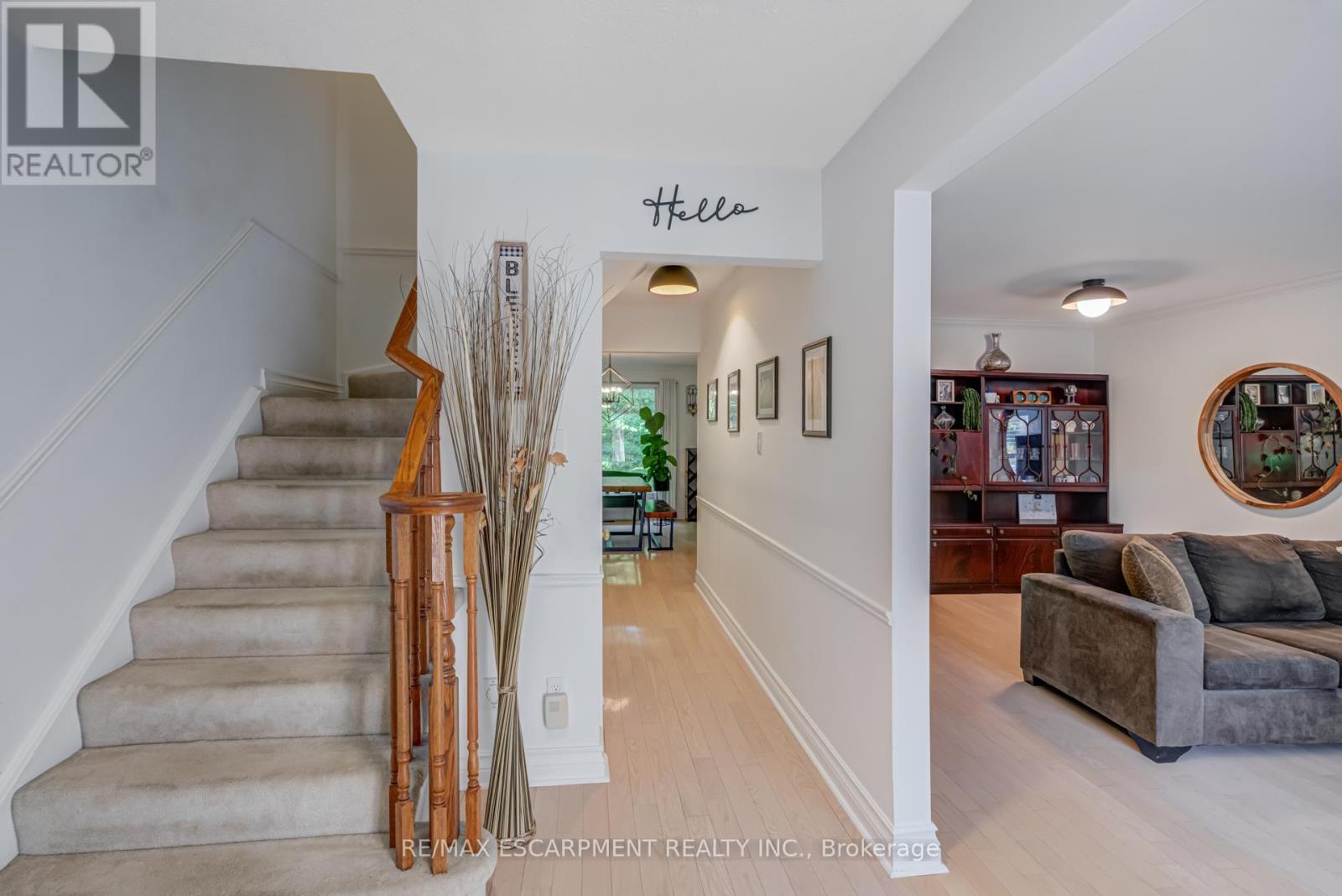 5 - 1560 Kerns Road, Burlington, ON - Indoor Photo Showing Other Room