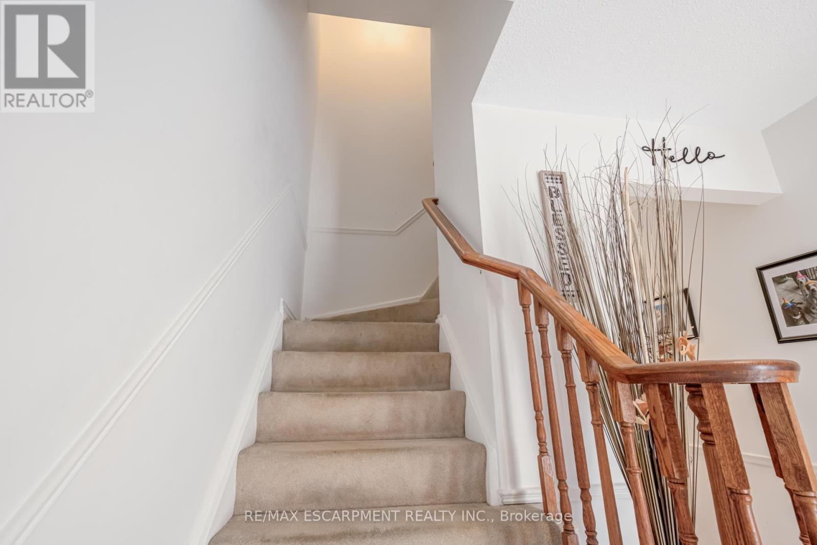 5 - 1560 Kerns Road, Burlington, ON - Indoor Photo Showing Other Room