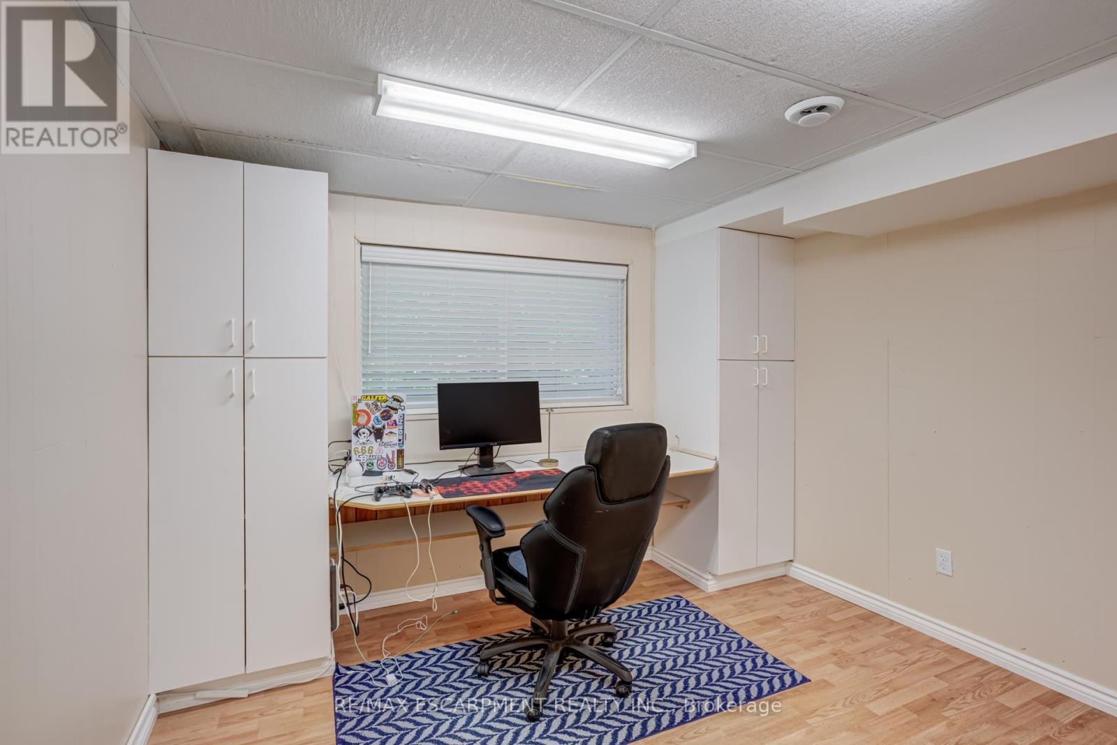 5 - 1560 Kerns Road, Burlington, ON - Indoor Photo Showing Office