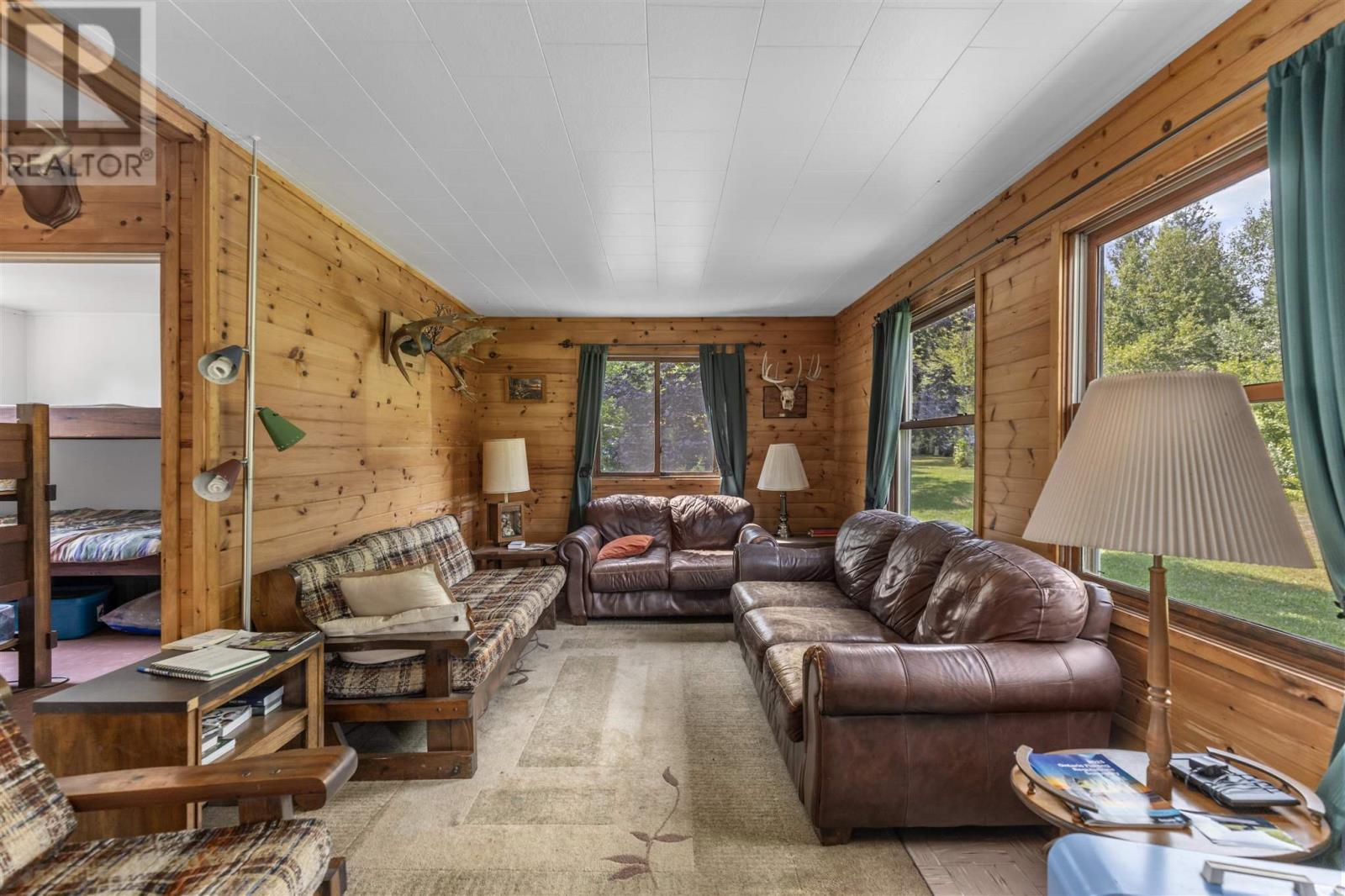 80 Chiblow Lake Rd, Iron Bridge, ON - Indoor Photo Showing Living Room
