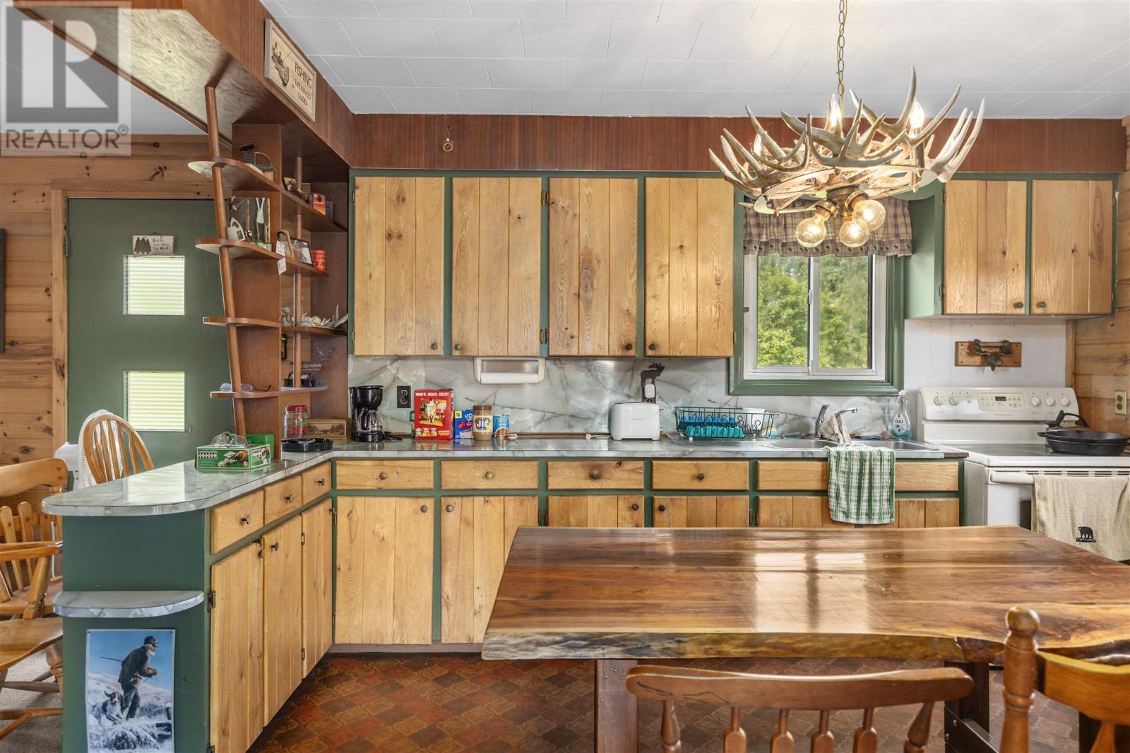 80 Chiblow Lake Rd, Iron Bridge, ON - Indoor Photo Showing Kitchen