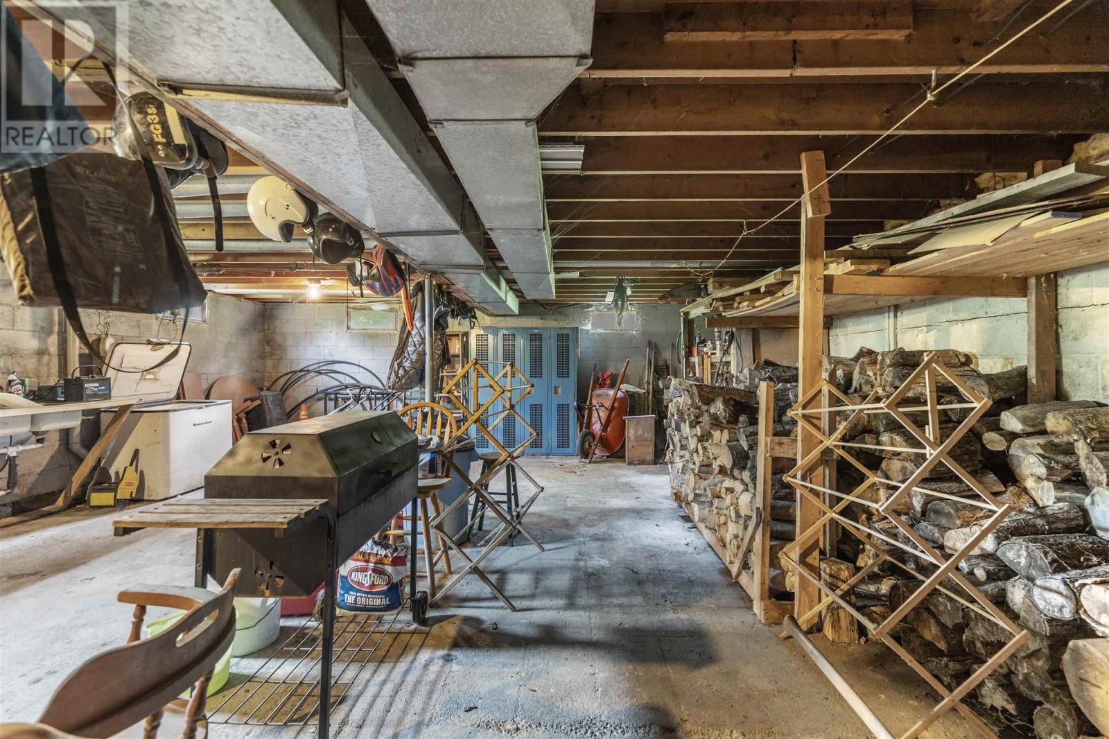 80 Chiblow Lake Rd, Iron Bridge, ON - Indoor