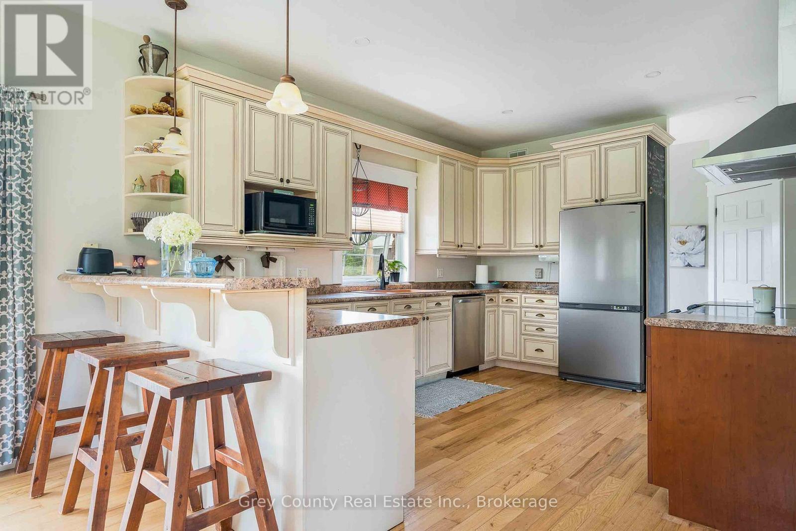 135260 9Th Line, Grey Highlands, ON - Indoor Photo Showing Kitchen
