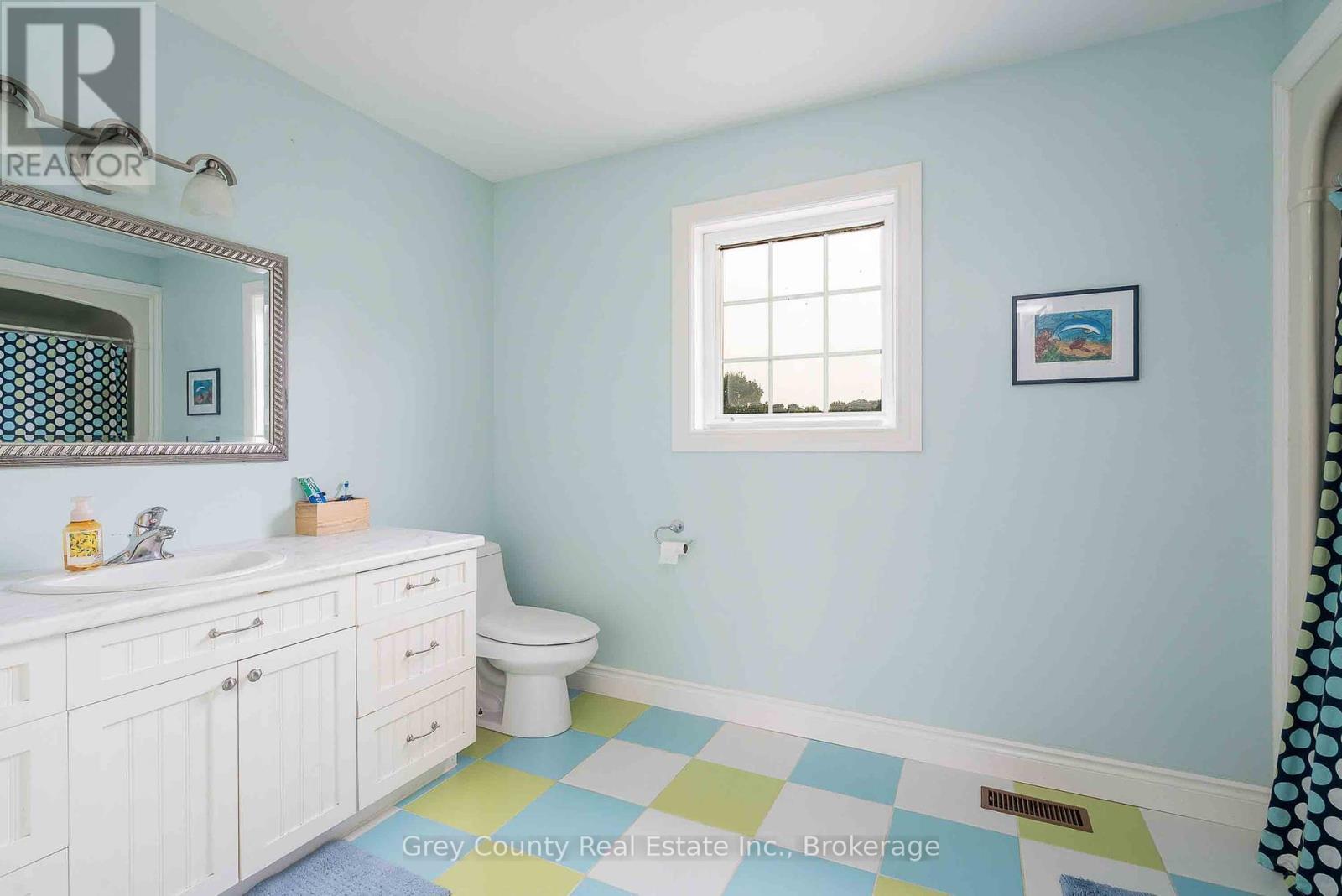 135260 9Th Line, Grey Highlands, ON - Indoor Photo Showing Bathroom