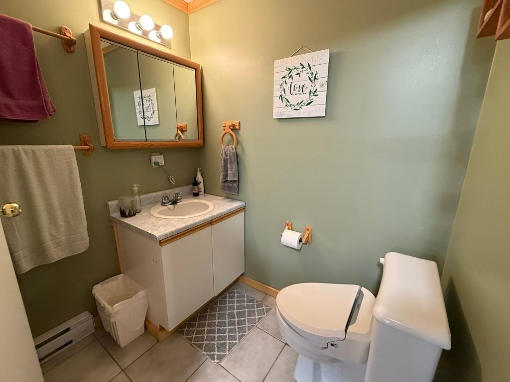 150 Porcupine Road, Oliver, BC - Indoor Photo Showing Bathroom