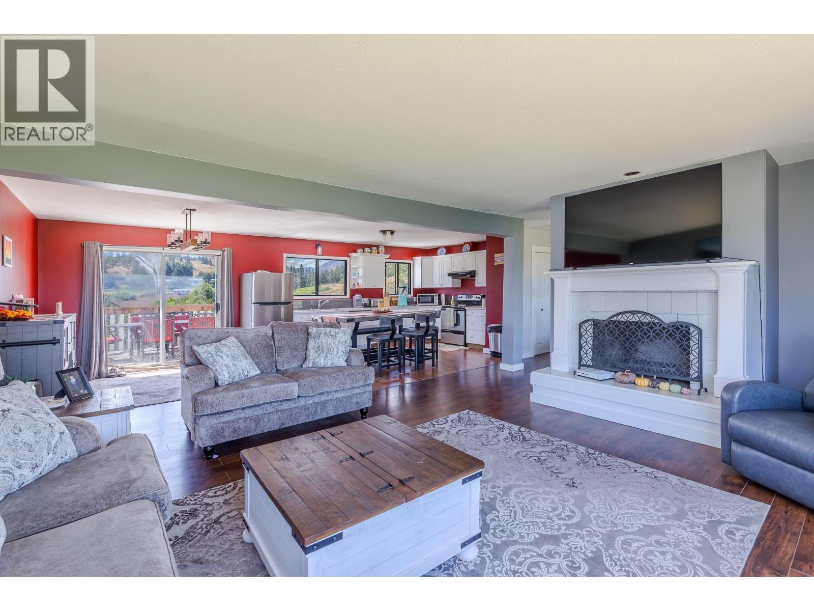 140 Larch Avenue, Kaleden, BC