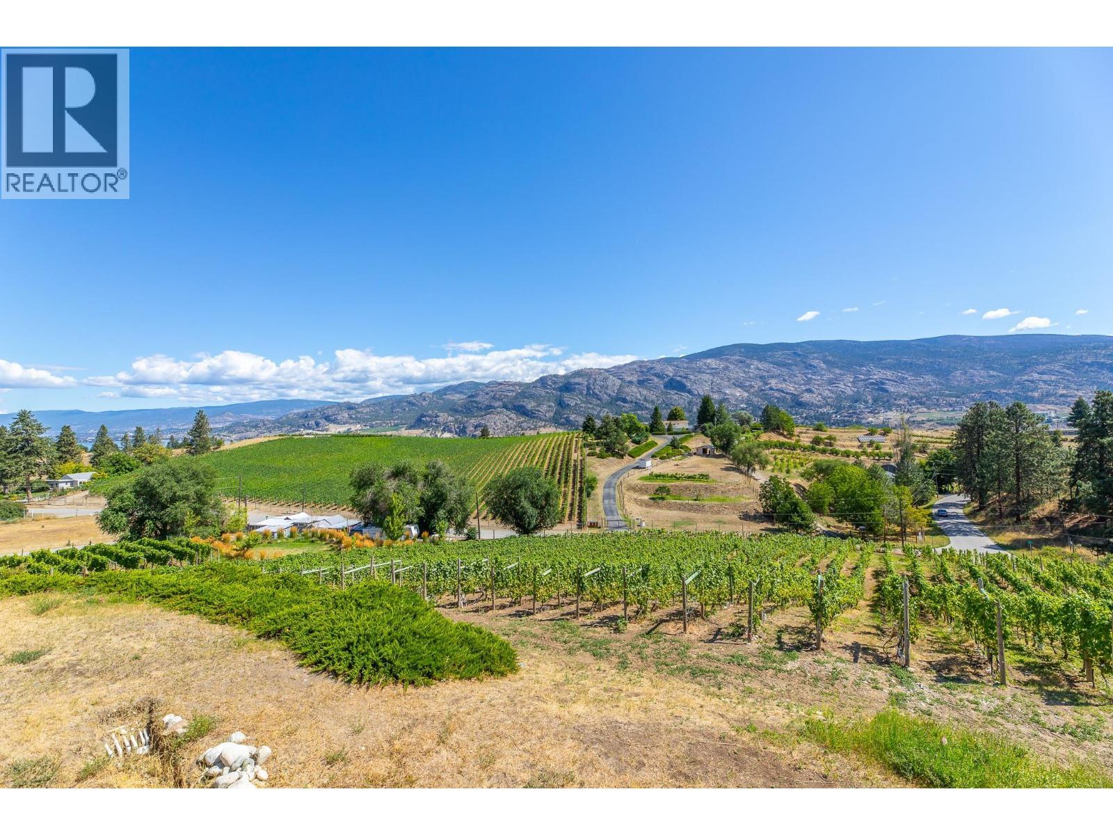 140 Larch Avenue, Kaleden, BC