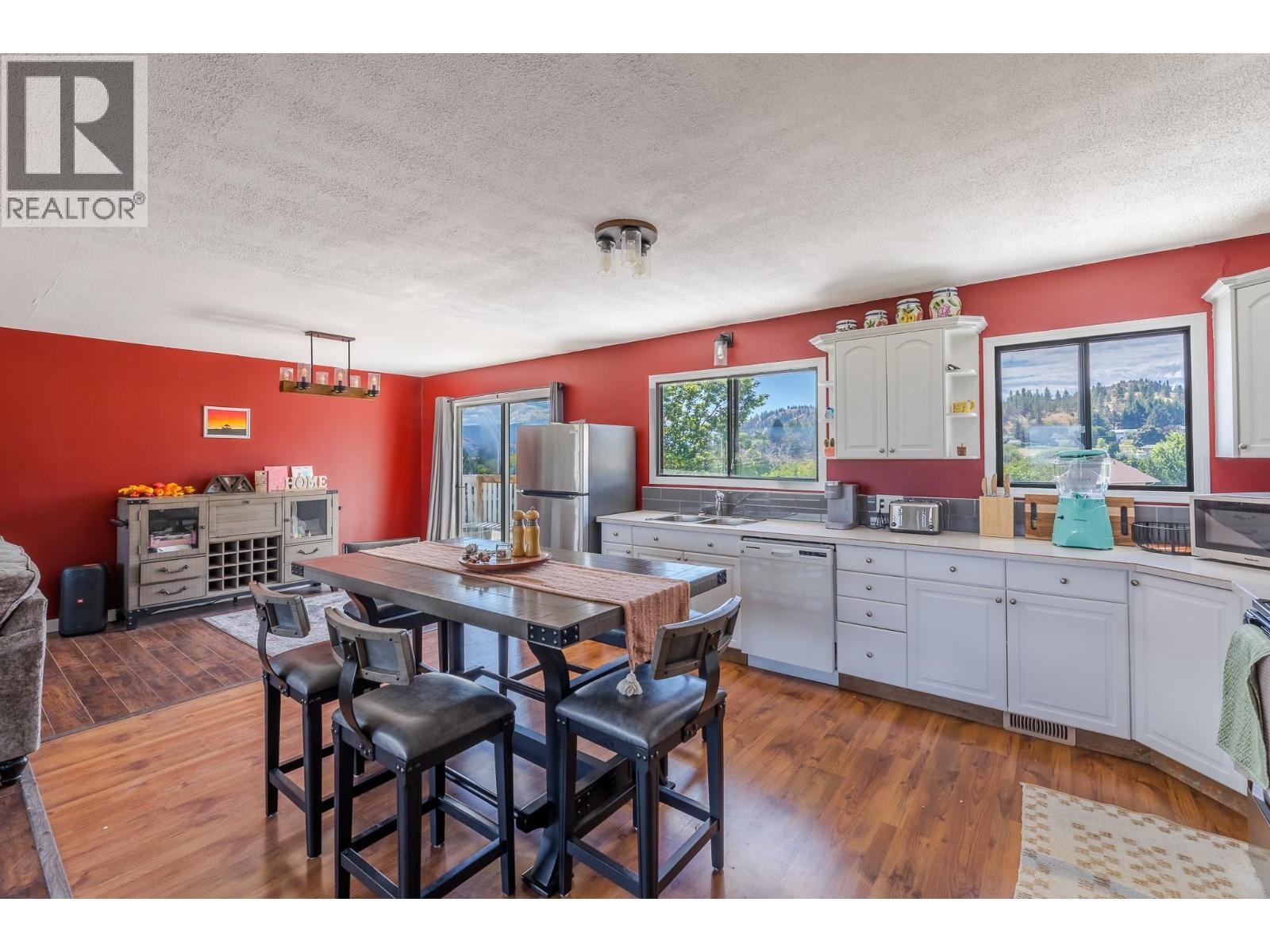 140 Larch Avenue, Kaleden, BC