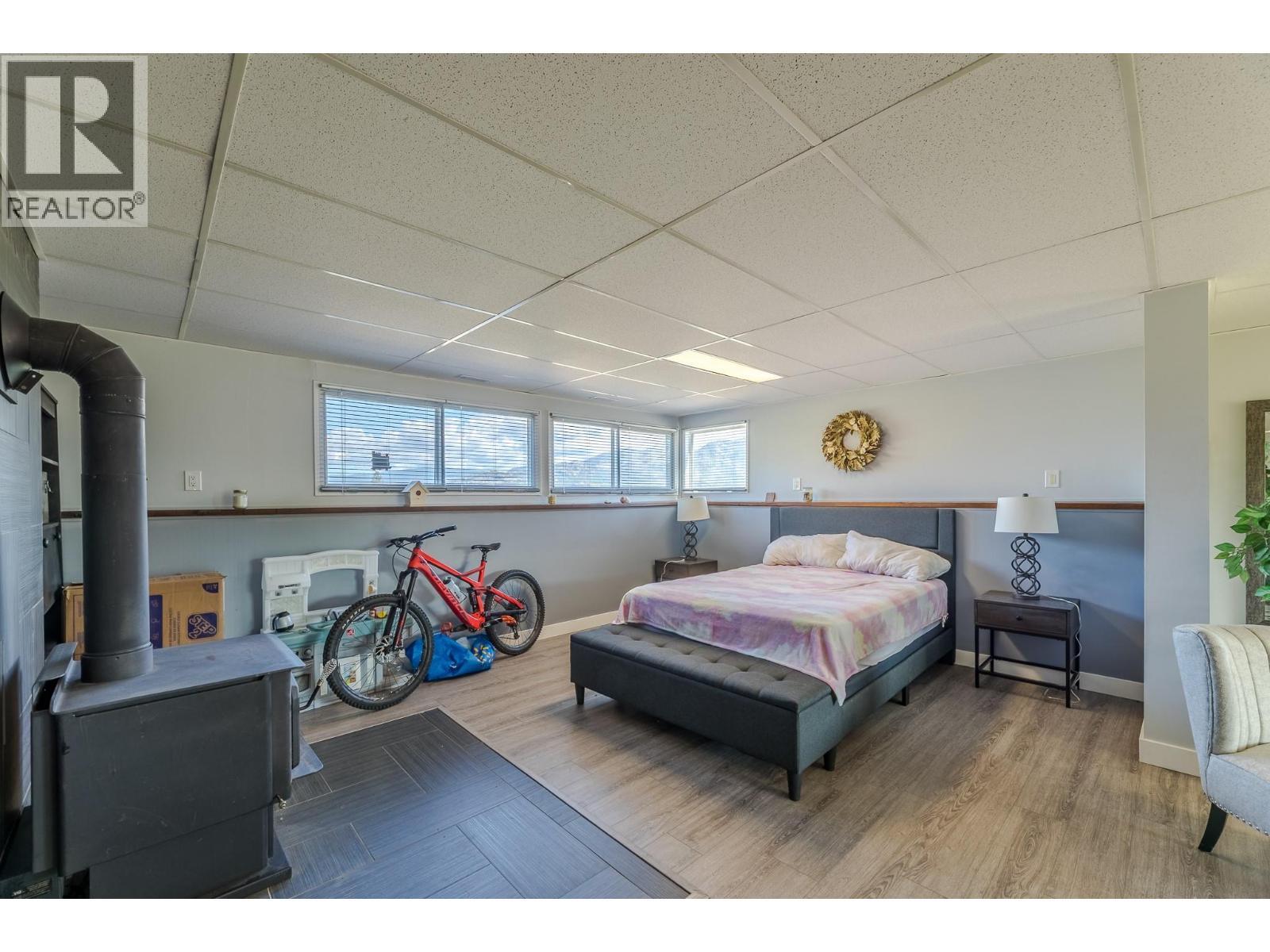 140 Larch Avenue, Kaleden, BC