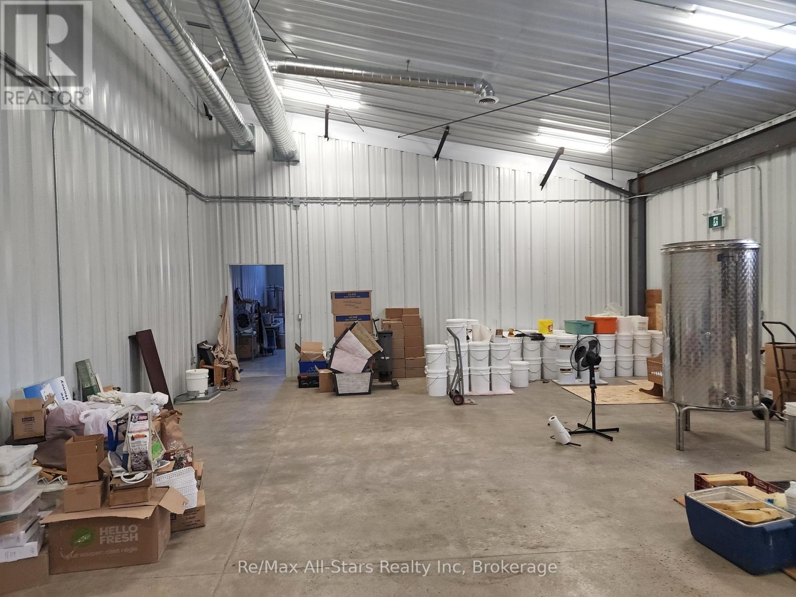 Back Shop - 25754 35 Highway, Lake Of Bays (Franklin), ON