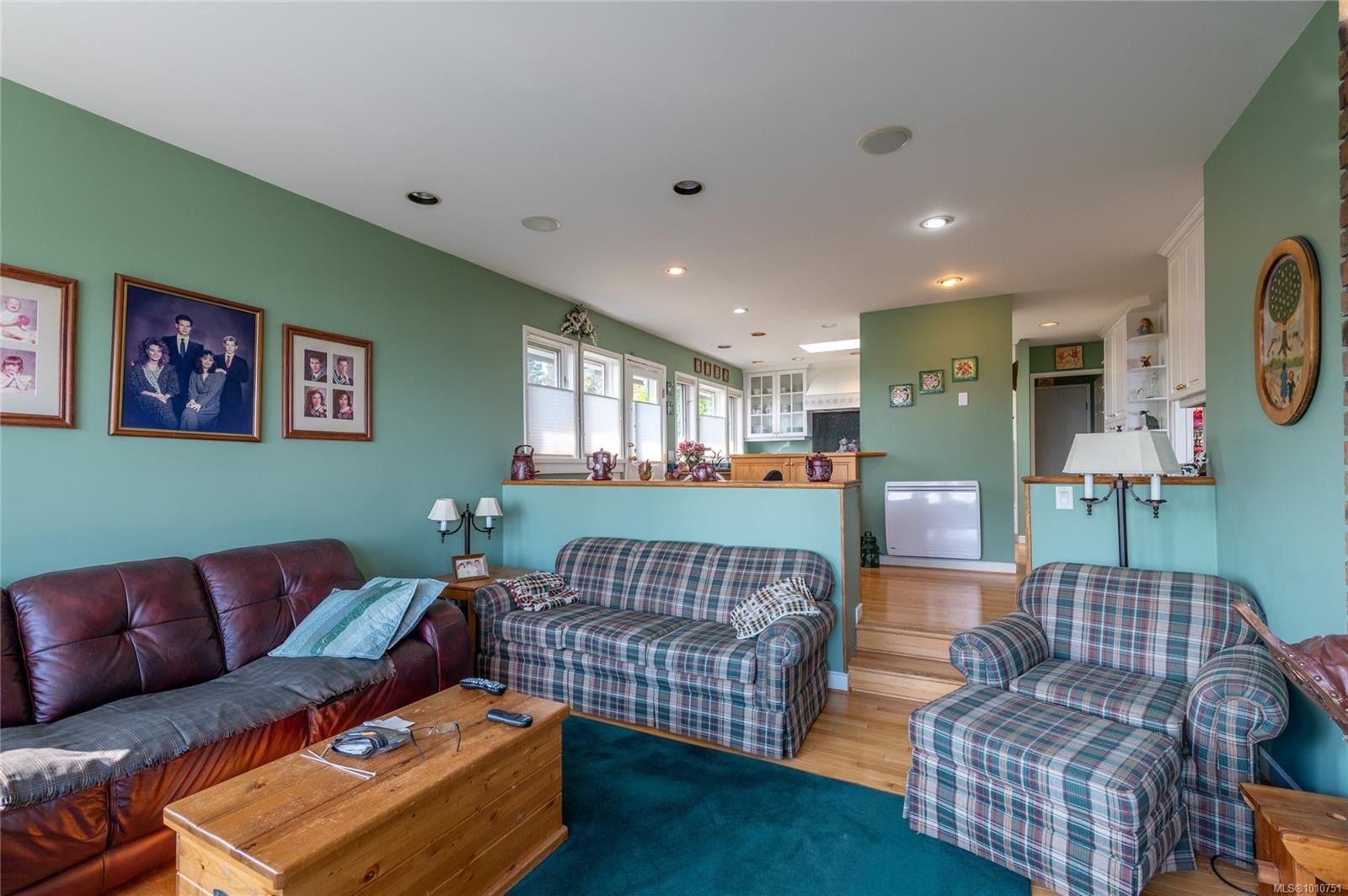 8742 Pender Park Dr, North Saanich, BC