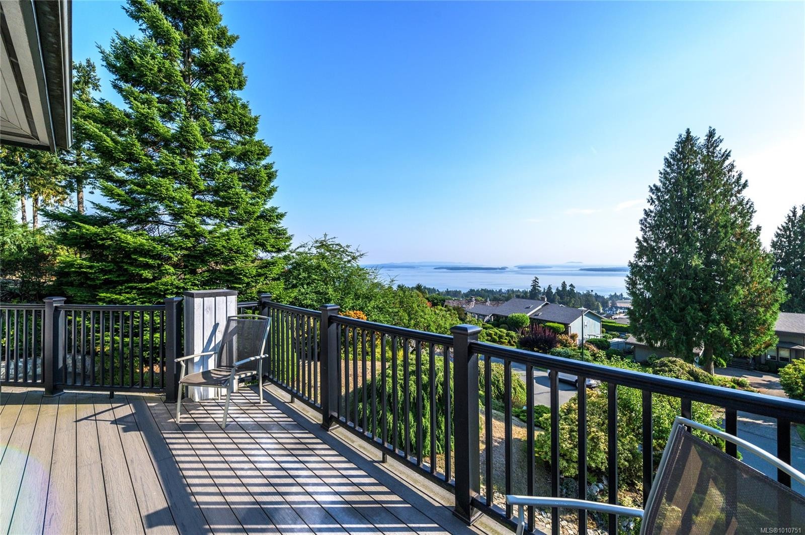 8742 Pender Park Dr, North Saanich, BC