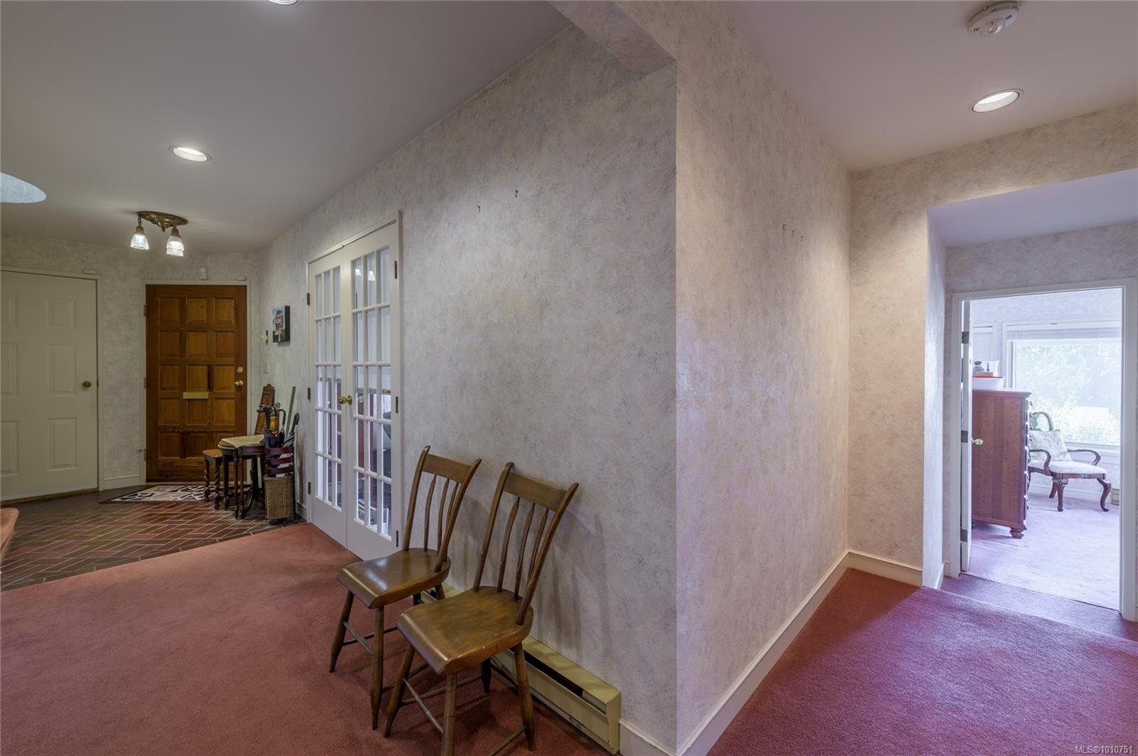 8742 Pender Park Dr, North Saanich, BC