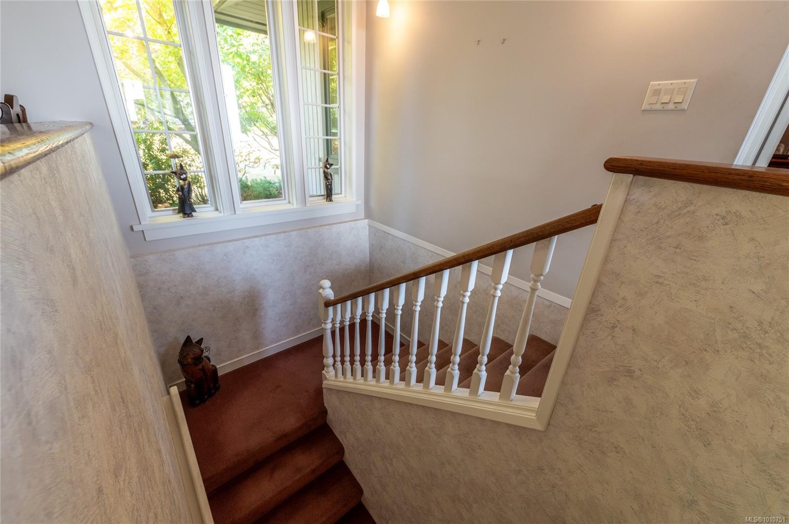 8742 Pender Park Dr, North Saanich, BC