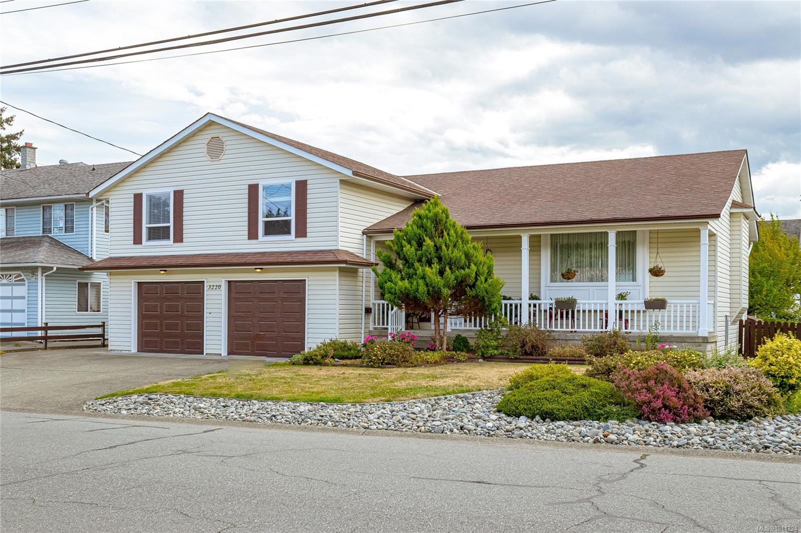 3220 Moorfield Rd, Duncan, BC