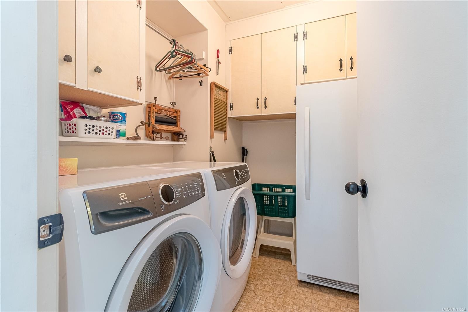 3220 Moorfield Rd, Duncan, BC