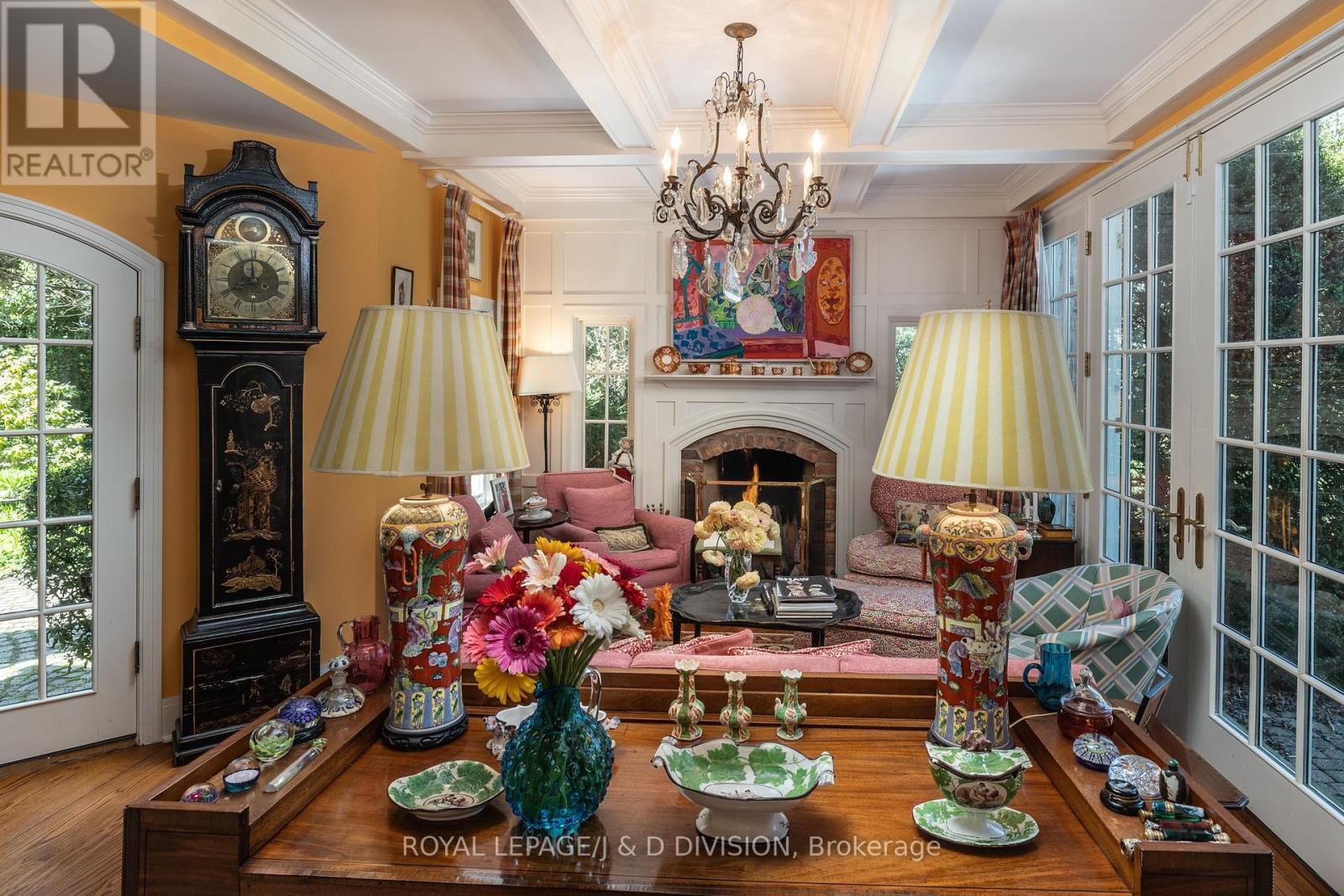 217 Butler Street, Niagara-On-The-Lake, ON - Indoor With Fireplace