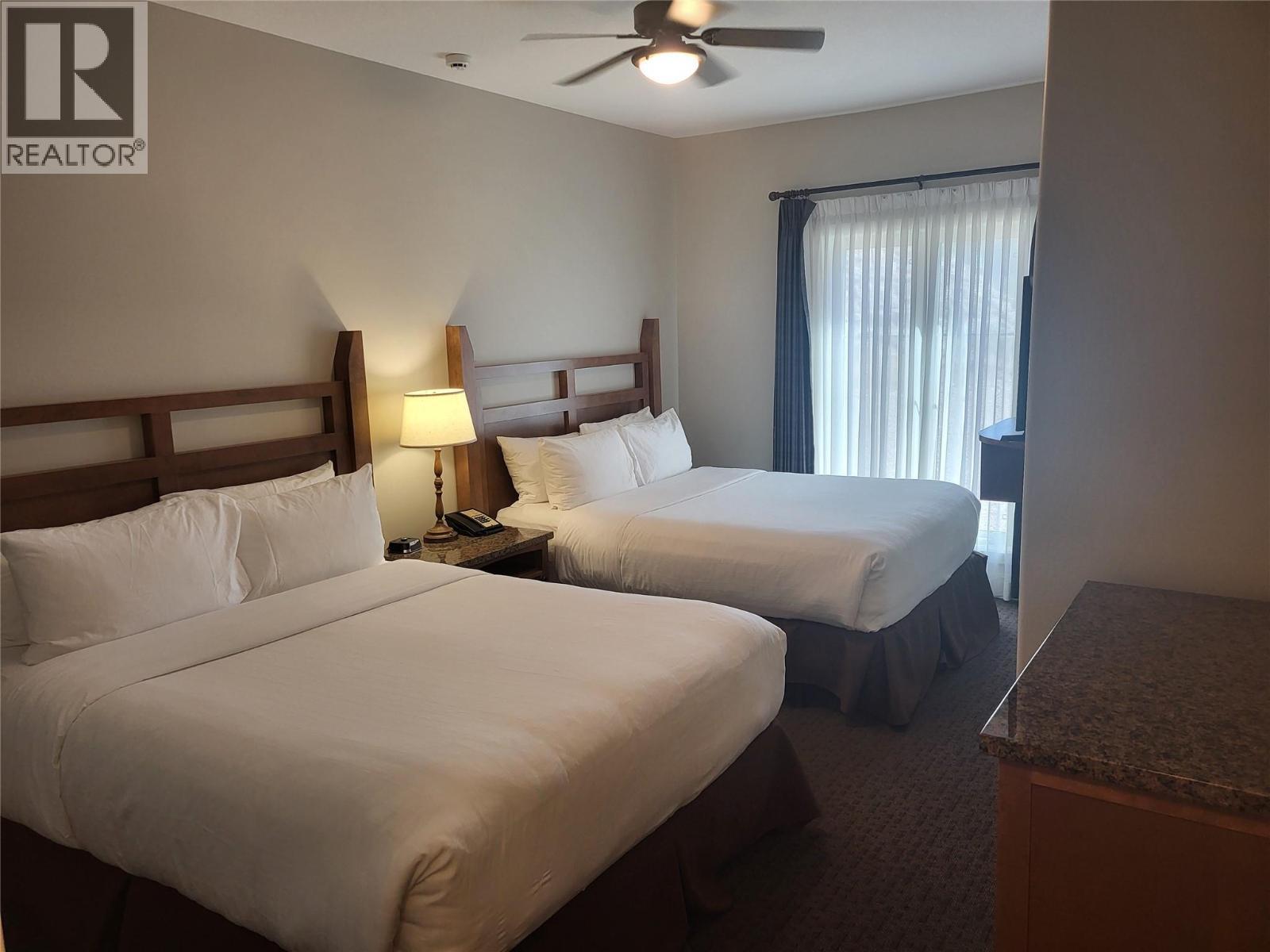 1200 Rancher Creek Road Unit# 147A, Osoyoos, BC - Indoor Photo Showing Bedroom