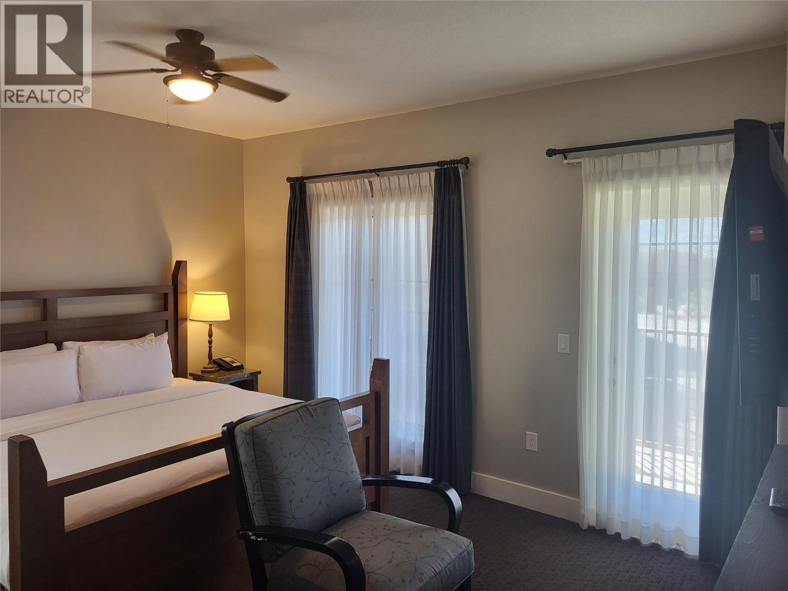 1200 Rancher Creek Road Unit# 147A, Osoyoos, BC - Indoor Photo Showing Bedroom