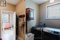 Pantry/Laundry room -