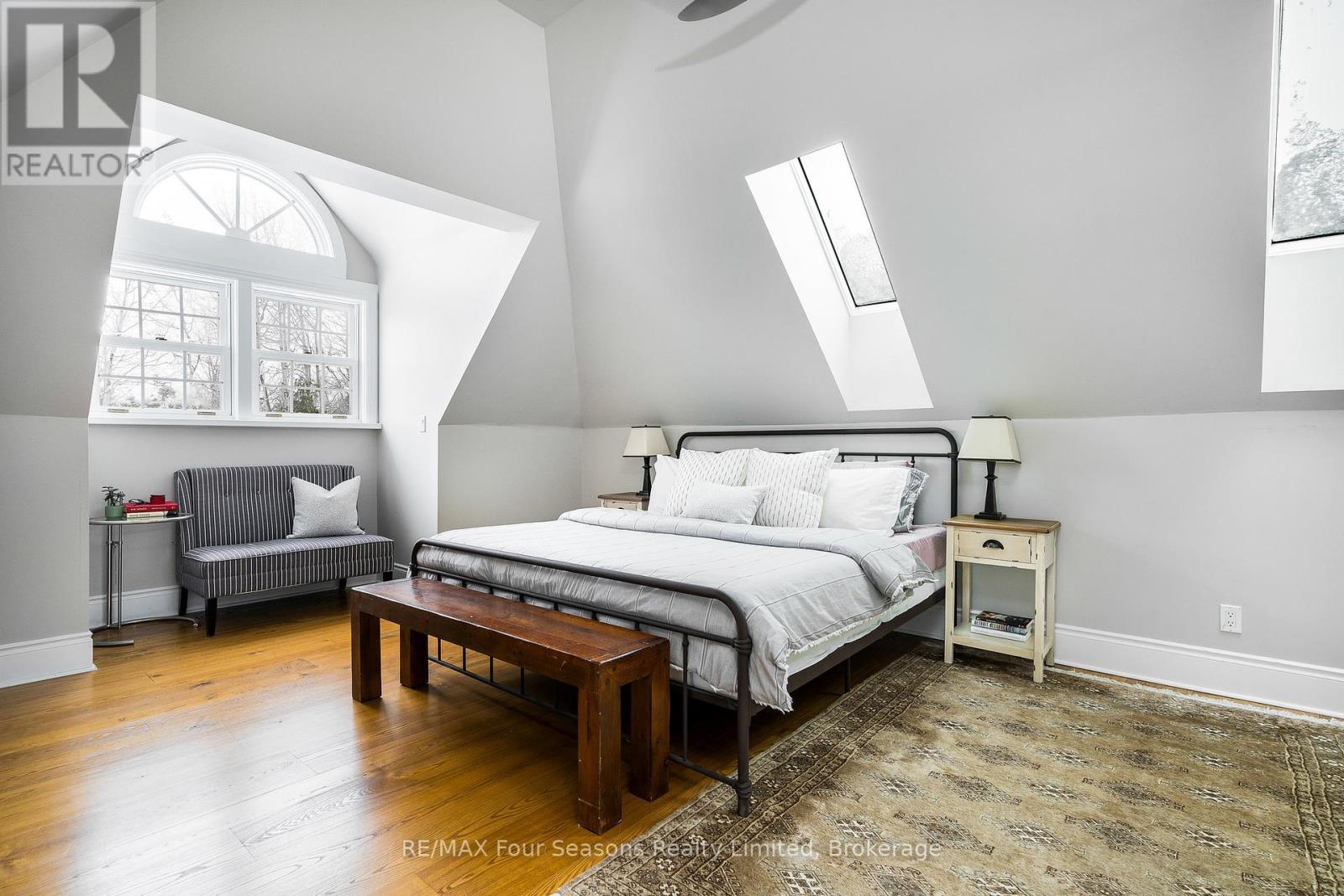141 Aspen Way, Blue Mountains, ON - Indoor Photo Showing Bedroom
