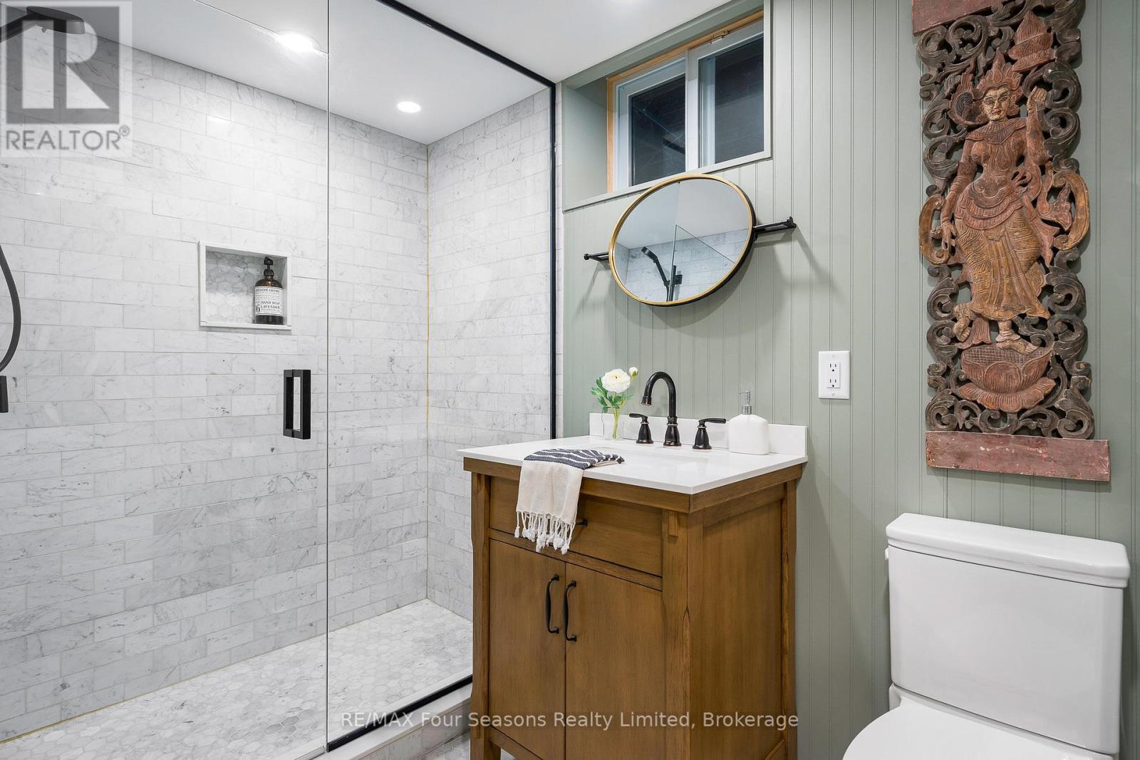 141 Aspen Way, Blue Mountains, ON - Indoor Photo Showing Bathroom