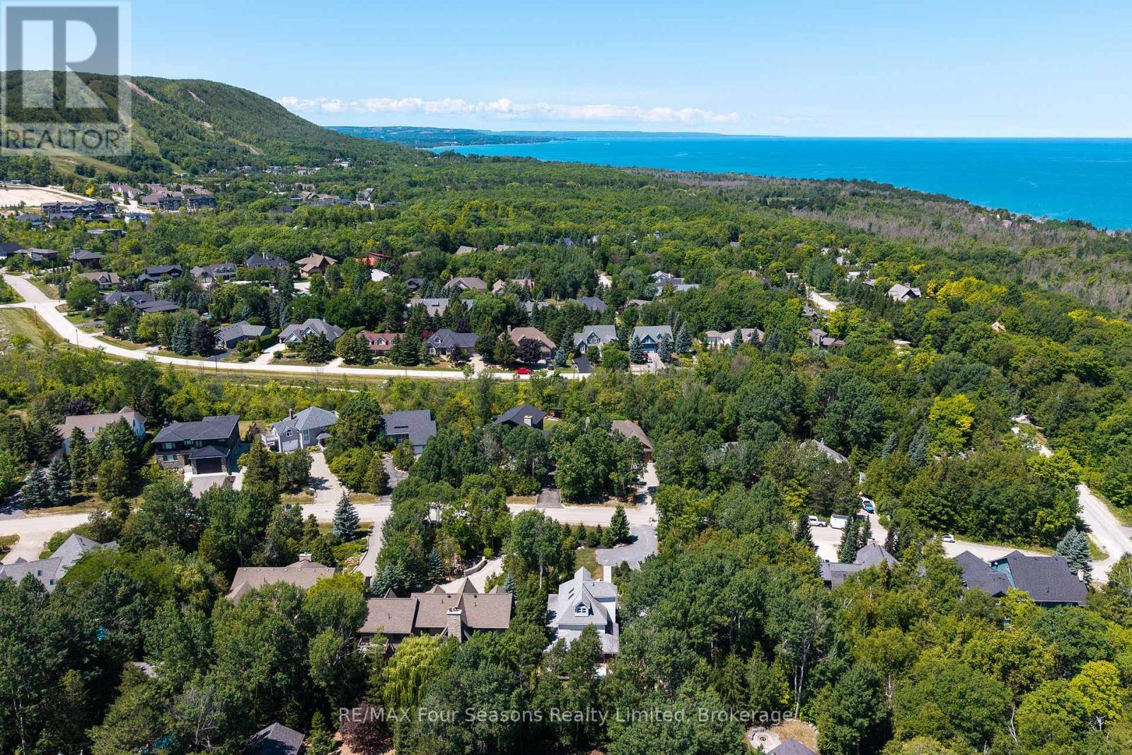 141 Aspen Way, Blue Mountains, ON - Outdoor With View
