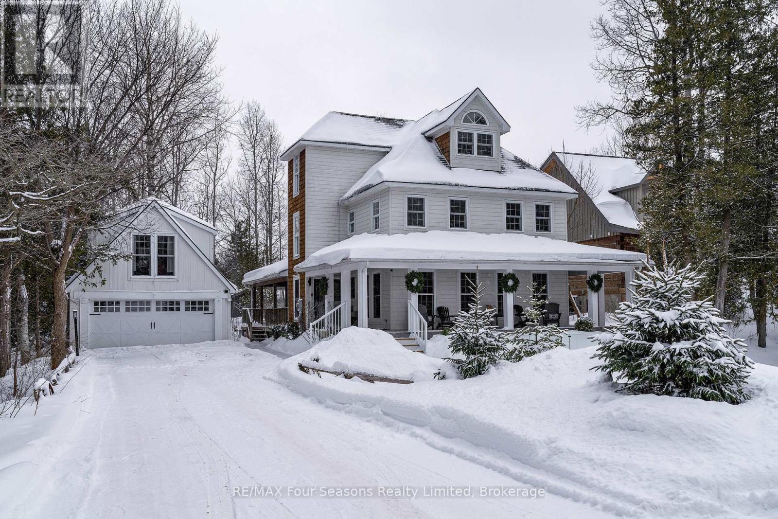 141 Aspen Way, Blue Mountains, ON - Outdoor With Deck Patio Veranda With Facade