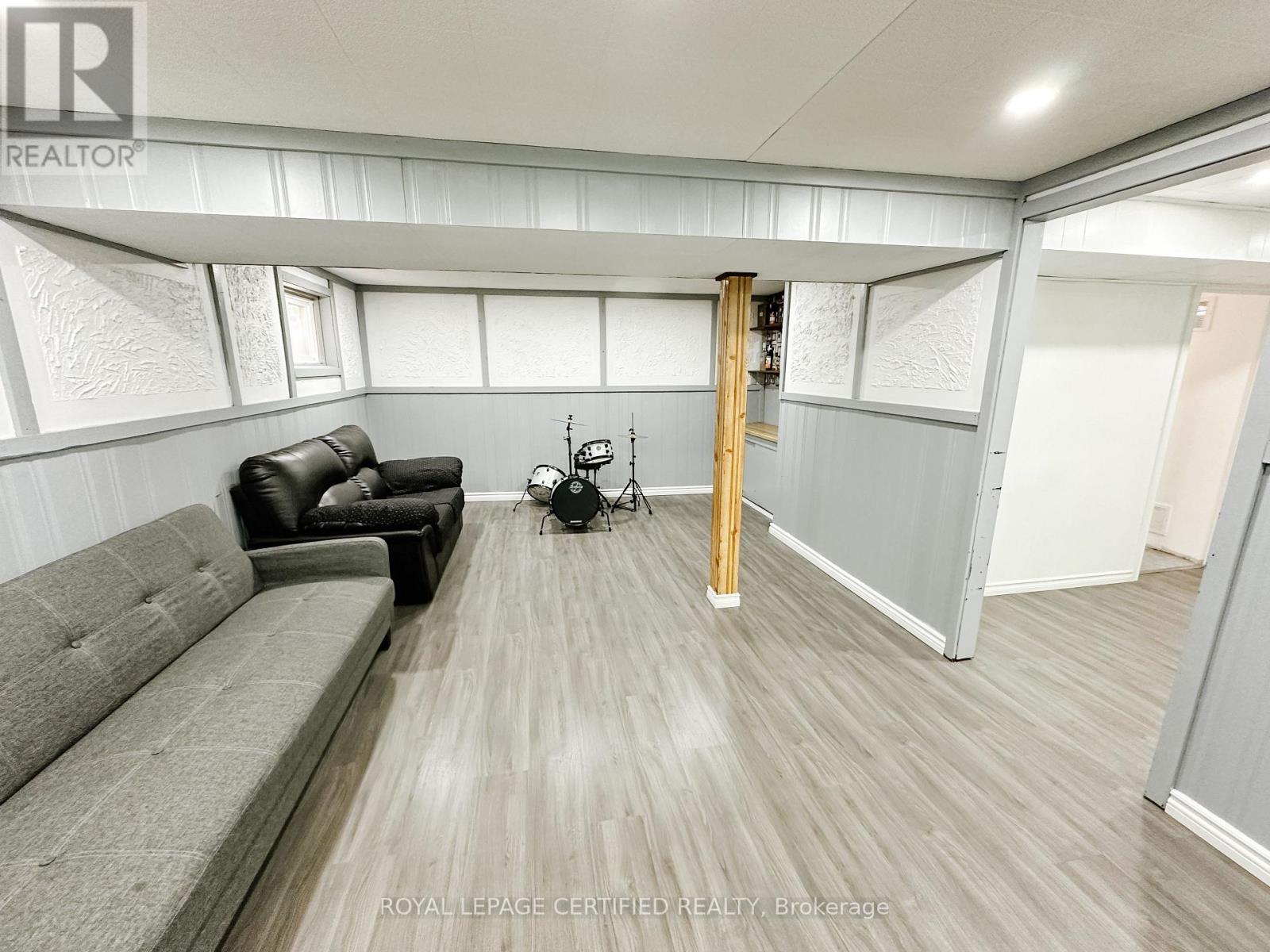 29 Cog Hill Drive, Vaughan, ON - Indoor Photo Showing Other Room