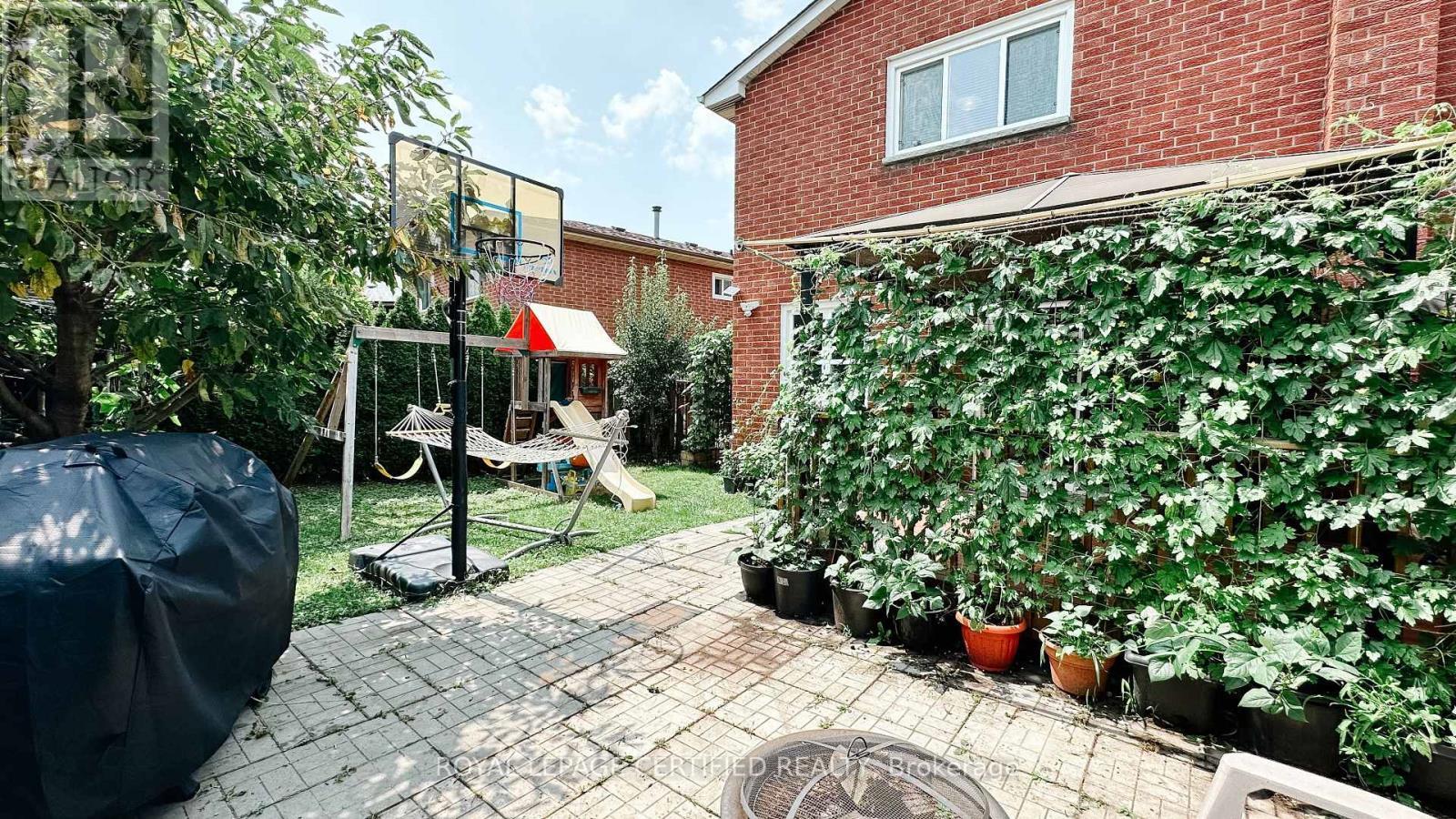 29 Cog Hill Drive, Vaughan, ON - Outdoor