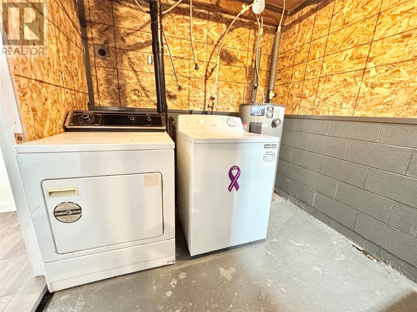7 Dyke'S Lane, Musgrave Harbour, NL - Indoor Photo Showing Laundry Room