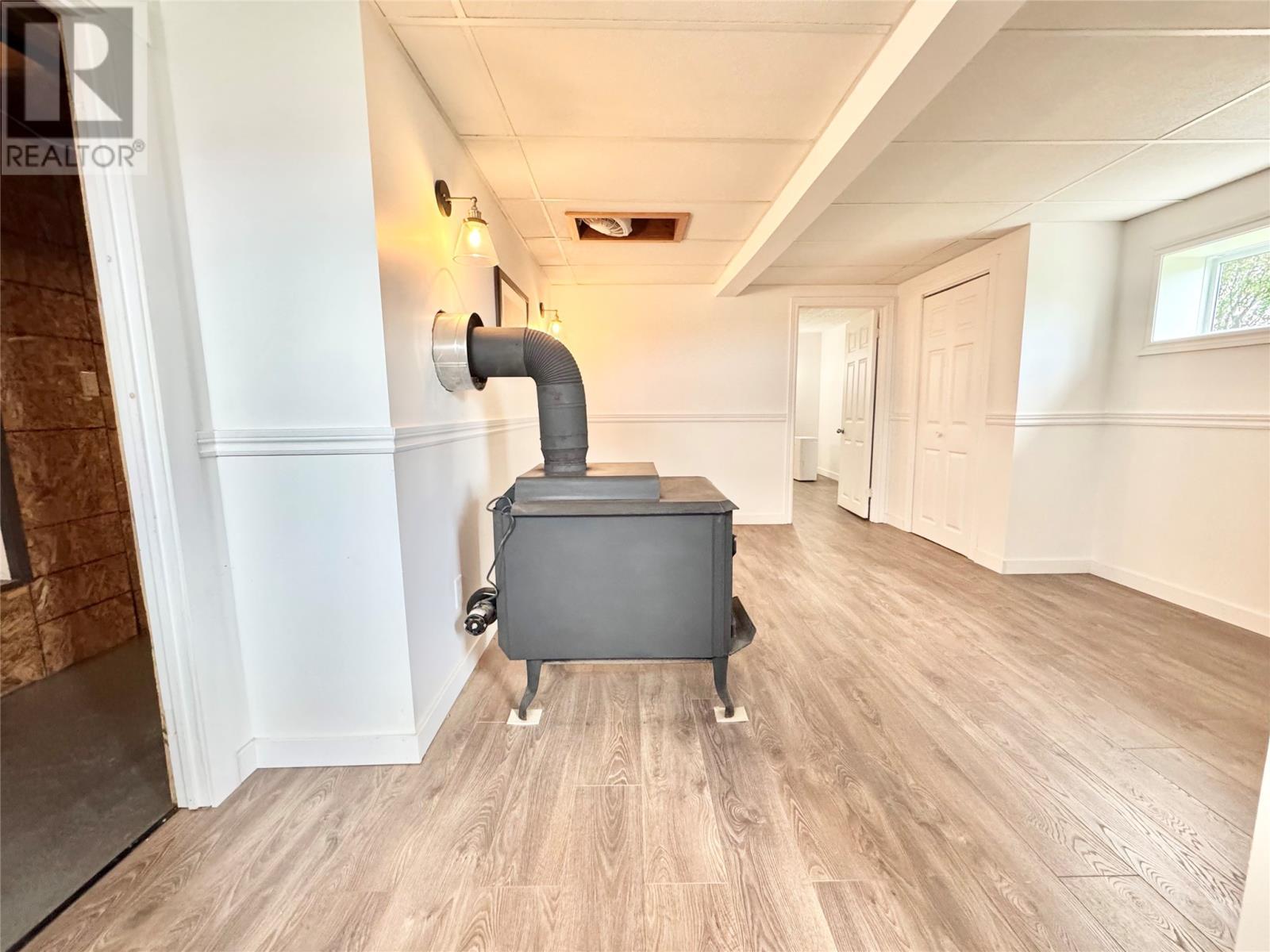 7 Dyke'S Lane, Musgrave Harbour, NL - Indoor Photo Showing Other Room