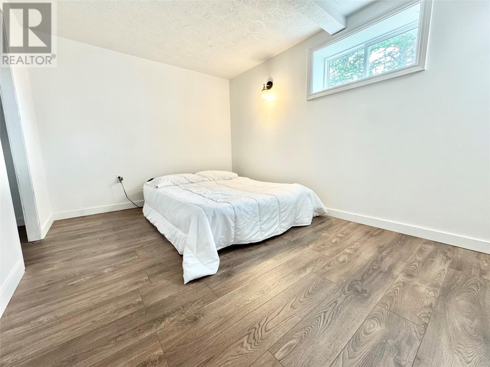 7 Dyke'S Lane, Musgrave Harbour, NL - Indoor Photo Showing Bedroom