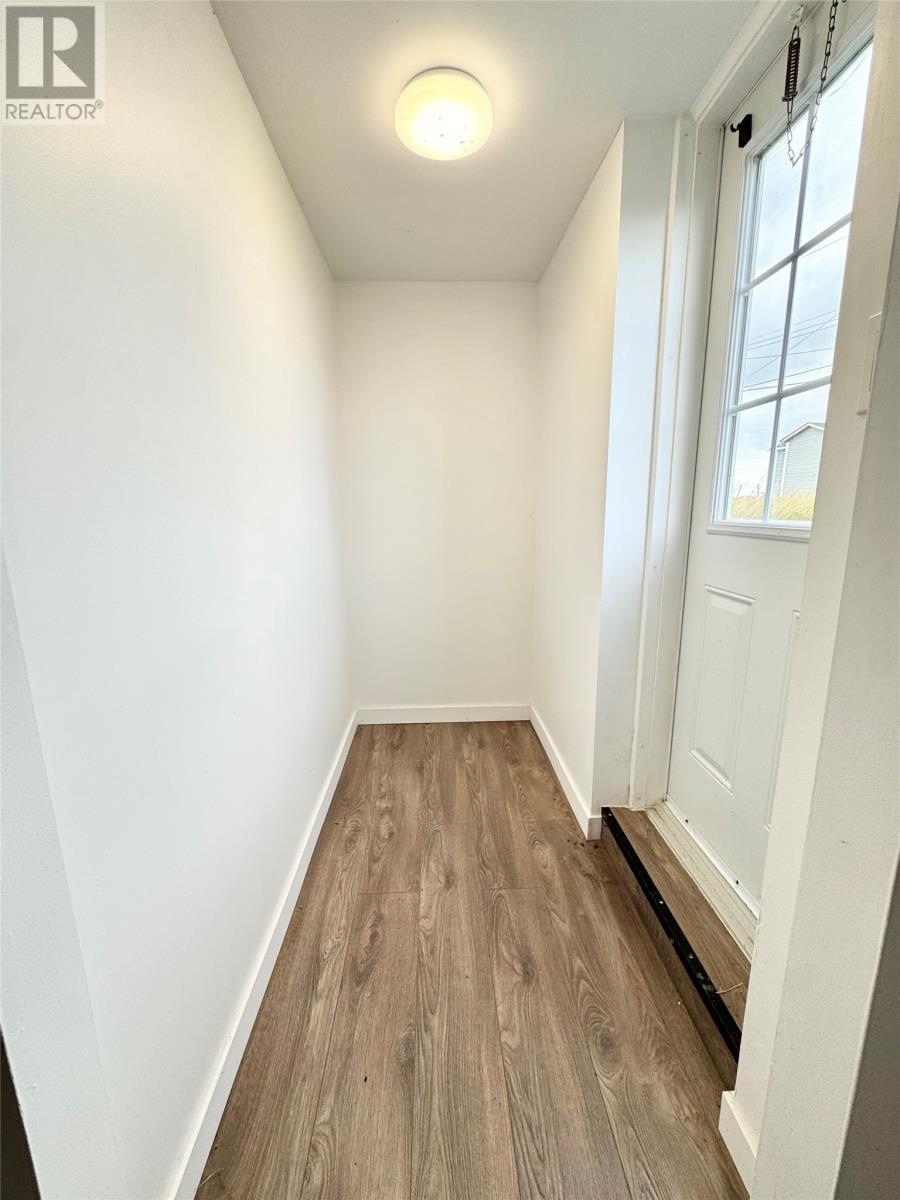 7 Dyke'S Lane, Musgrave Harbour, NL - Indoor Photo Showing Other Room