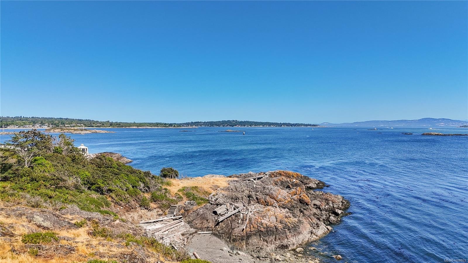 1069/1101 Beach Dr, Oak Bay, BC