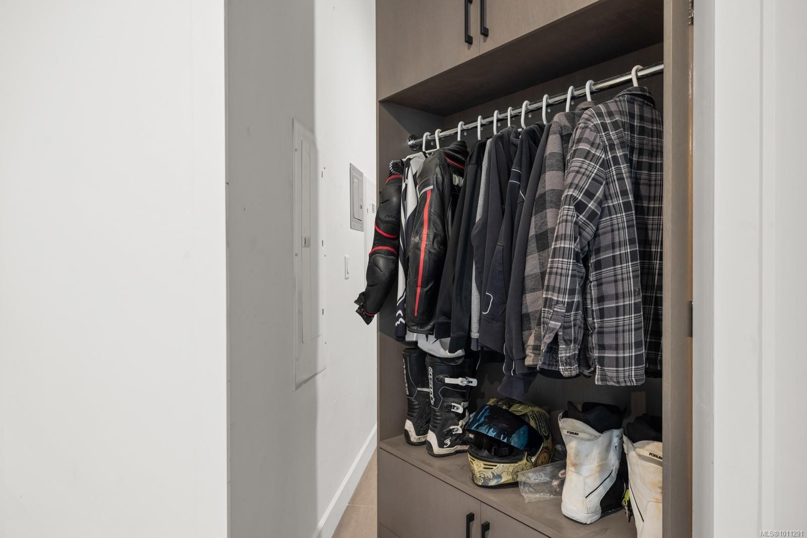 4811 Henry Roethel Rd, Ladysmith, BC